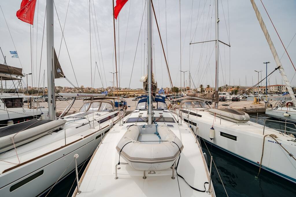 Sailing yacht Jeanneau 53 Regina V
