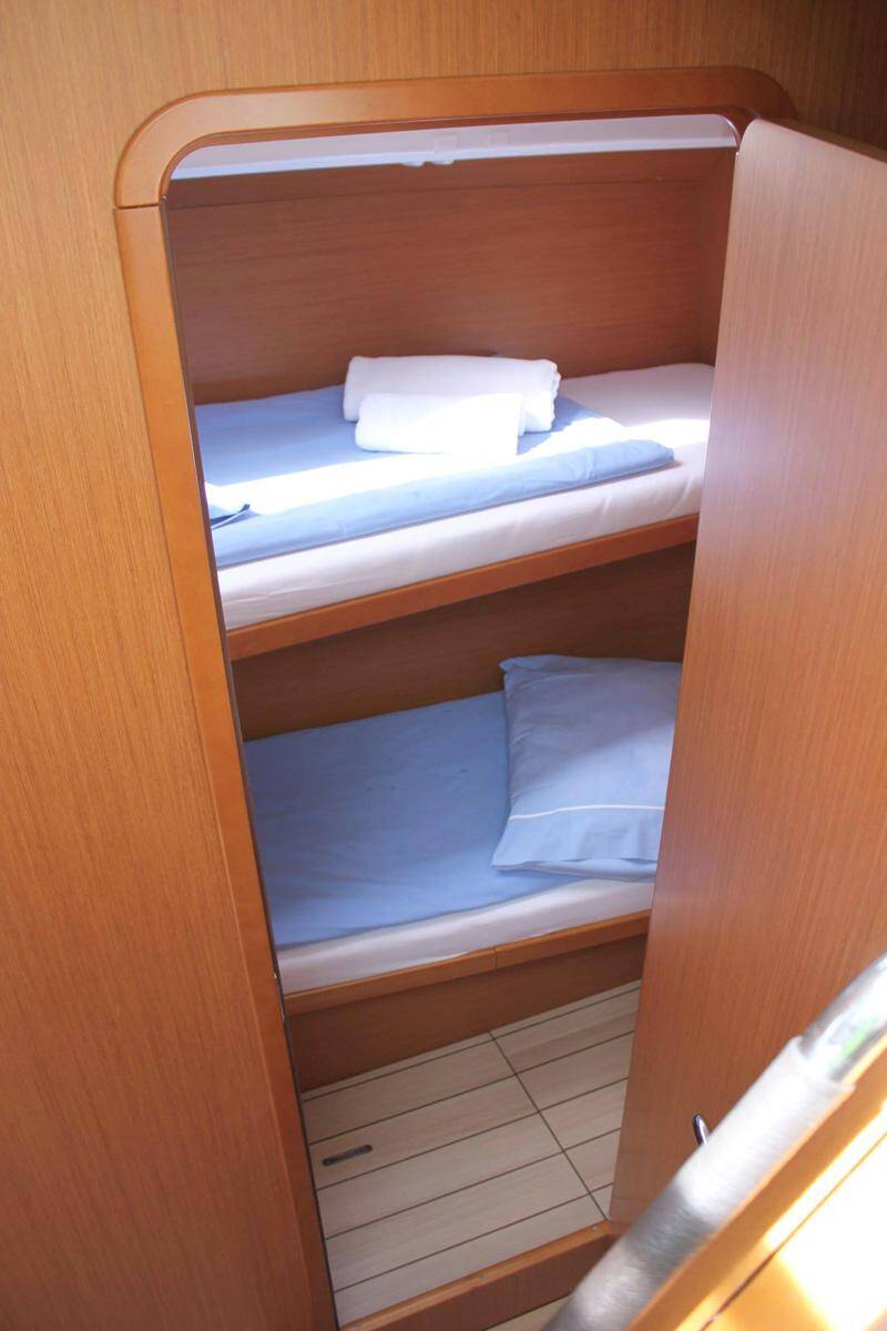 Sailing yacht Jeanneau 53 Zeus