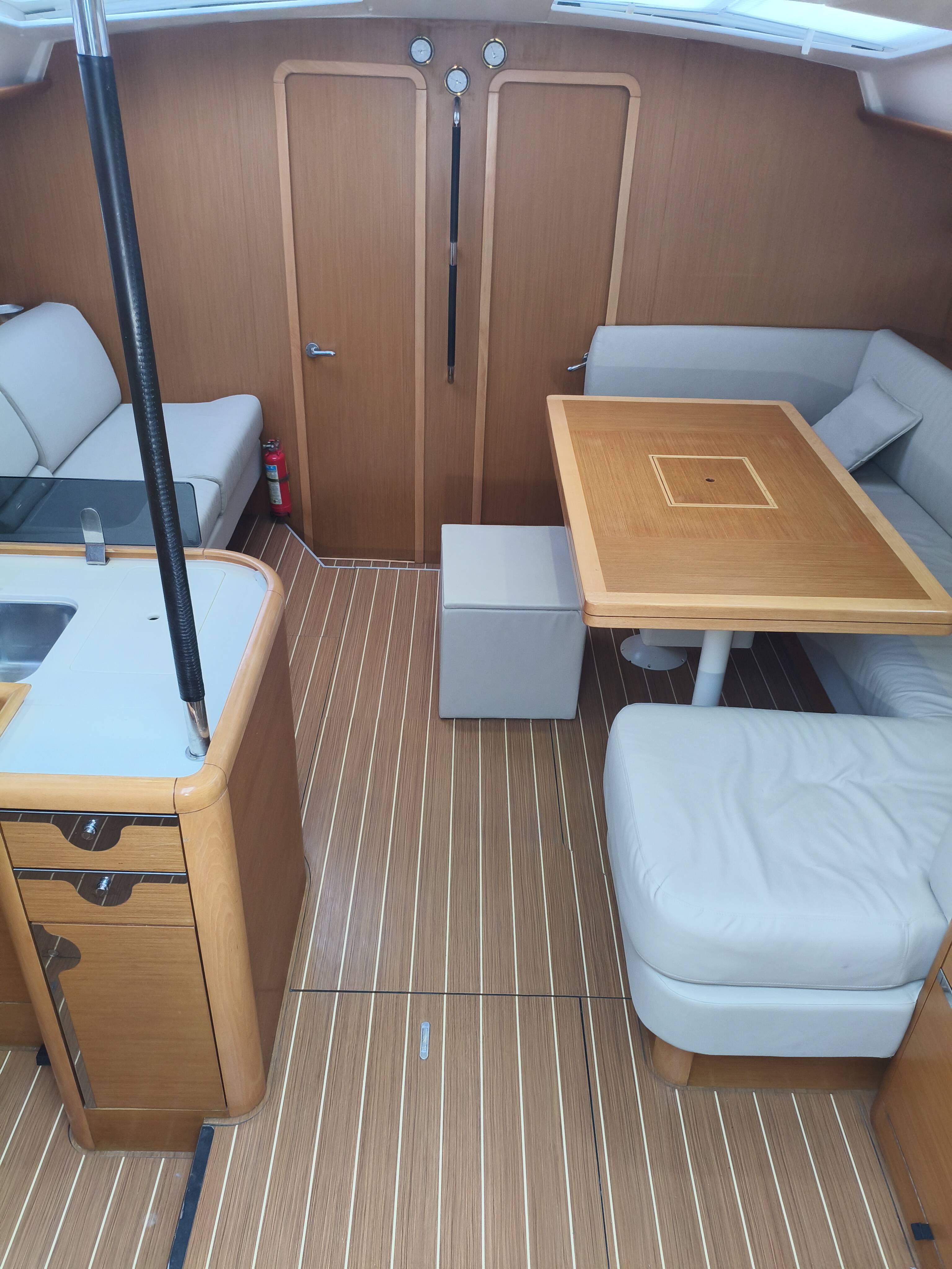 Sailing yacht Jeanneau 53 Keep Calm