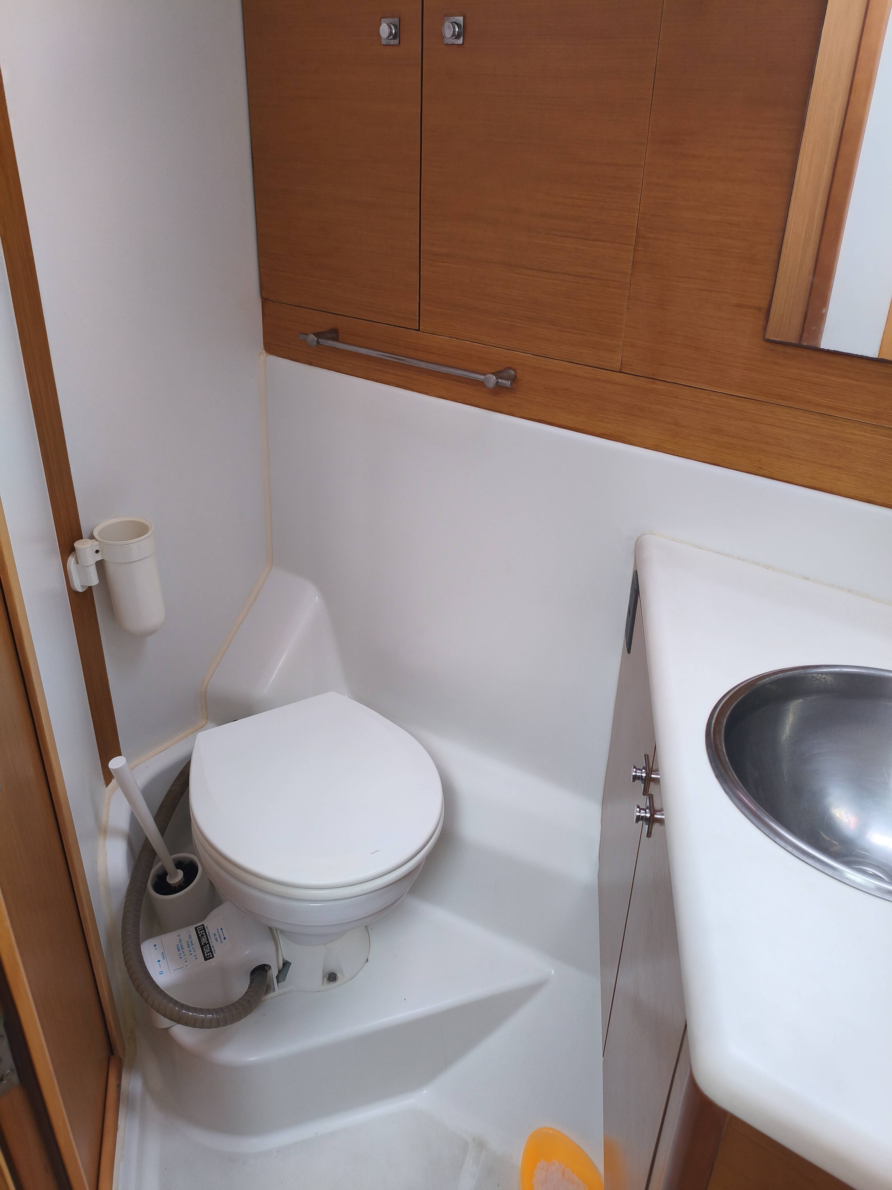 Sailing yacht Jeanneau 53 Keep Calm