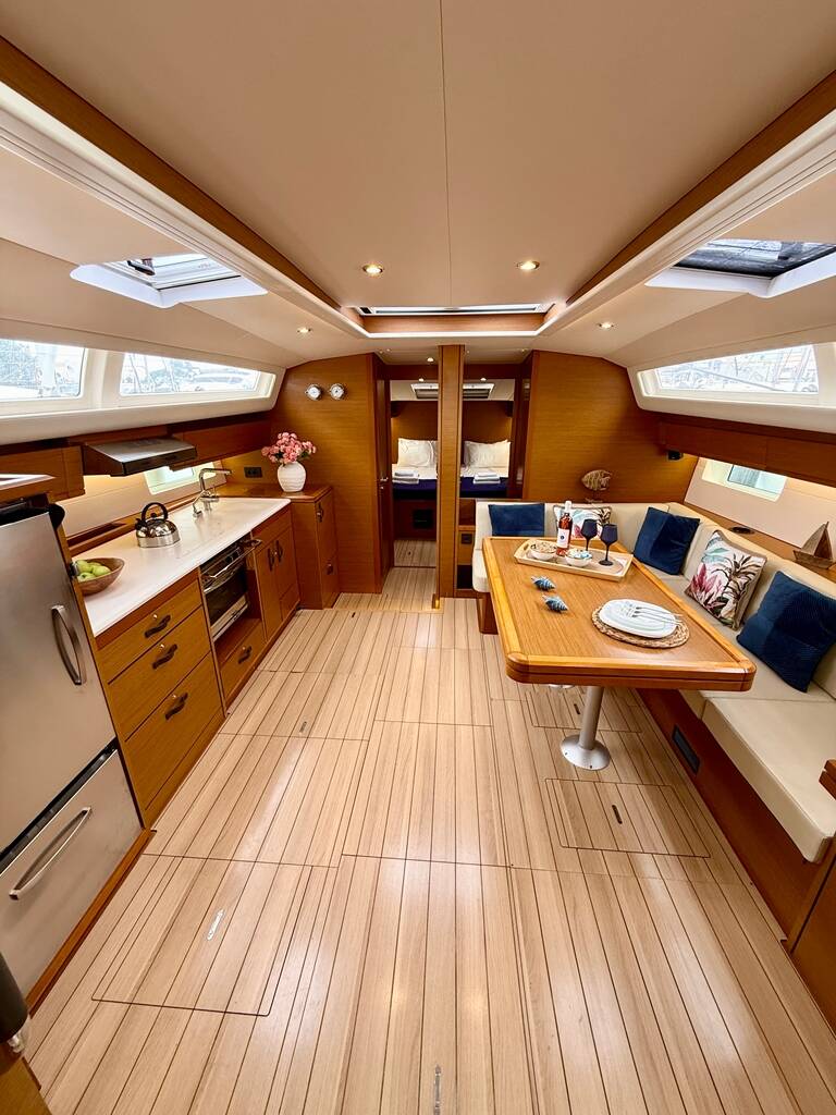 Sailing yacht Jeanneau 54 Our Lady