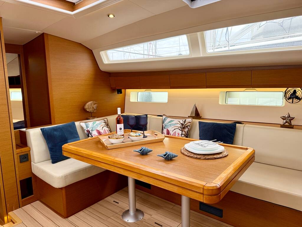 Sailing yacht Jeanneau 54 Our Lady