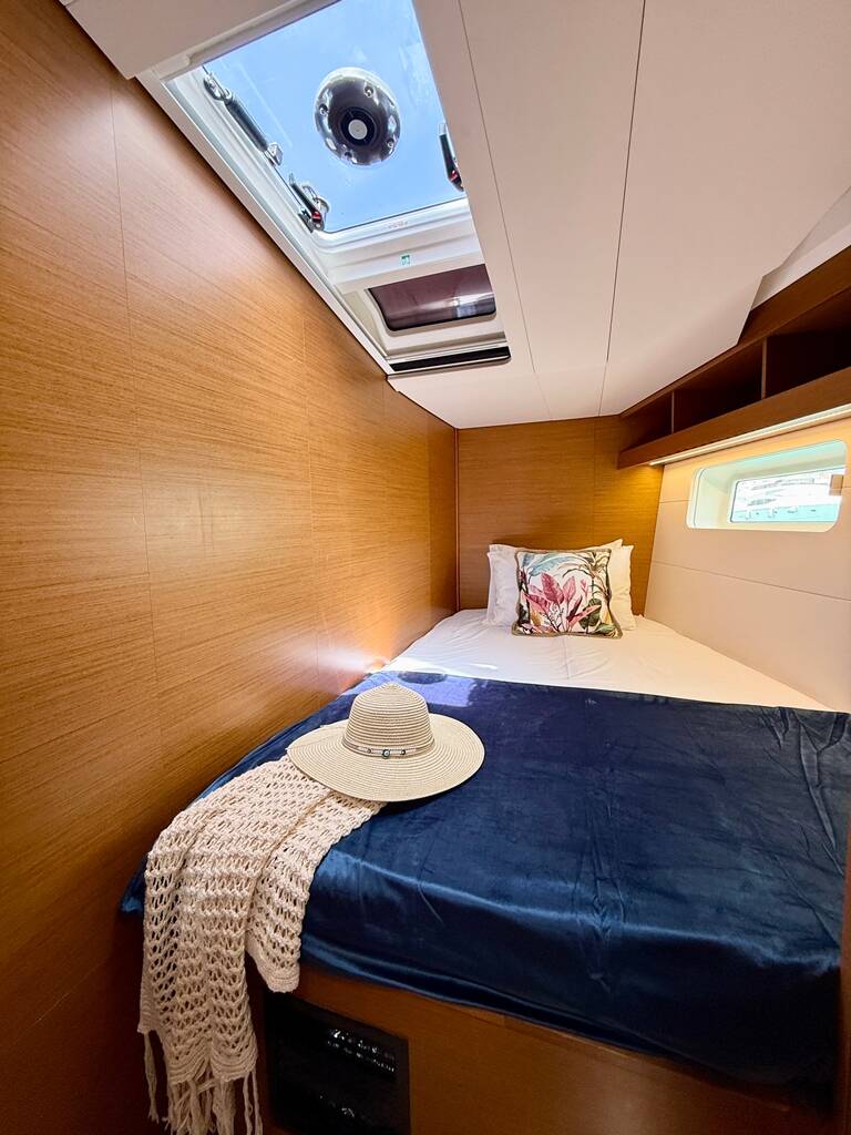 Sailing yacht Jeanneau 54 Our Lady