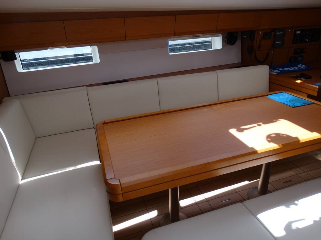 Sailing yacht Jeanneau 54 ECONOMY