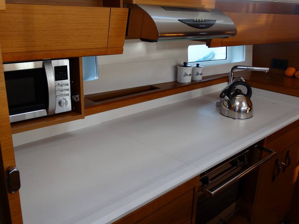 Sailing yacht Jeanneau 54 ECONOMY