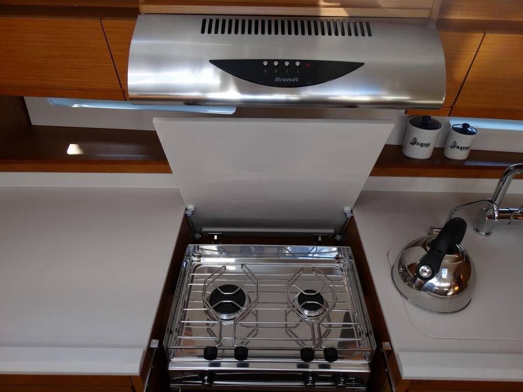 Sailing yacht Jeanneau 54 ECONOMY