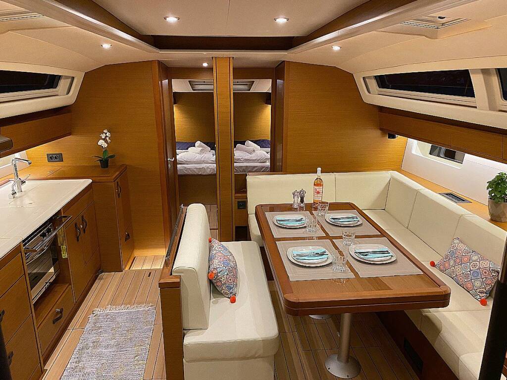 Sailing yacht Jeanneau 54 Maria II
