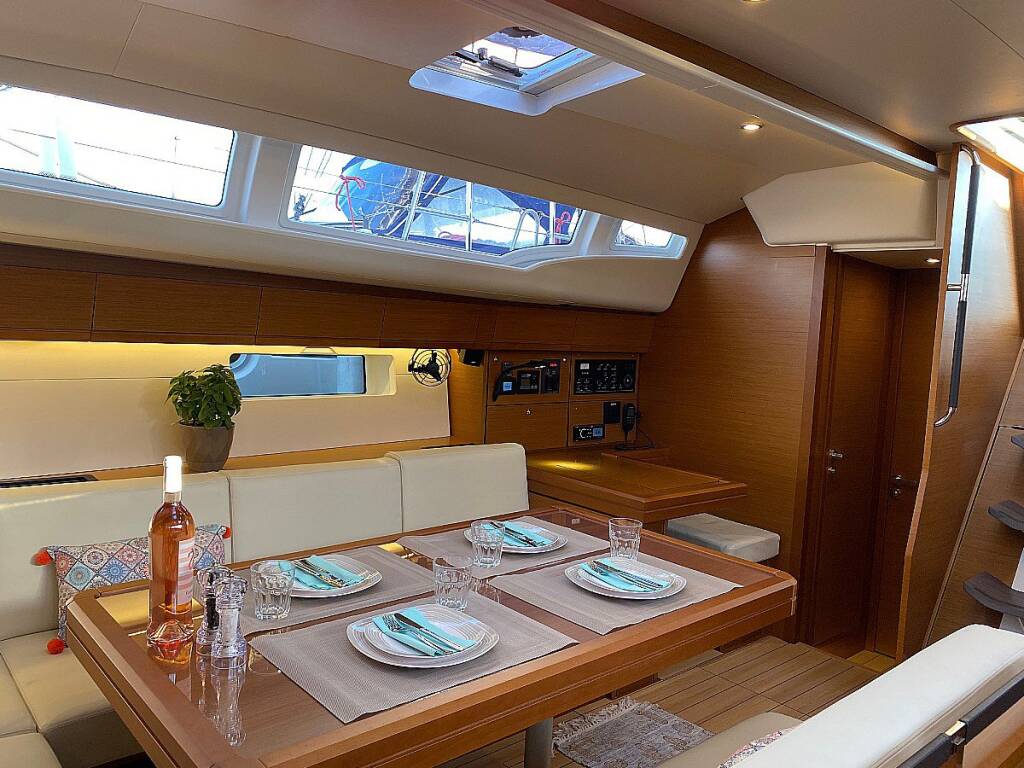 Sailing yacht Jeanneau 54 Maria II