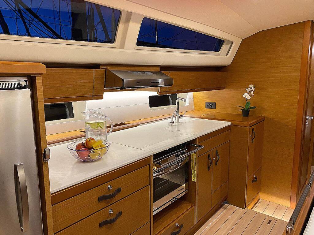 Sailing yacht Jeanneau 54 Maria II
