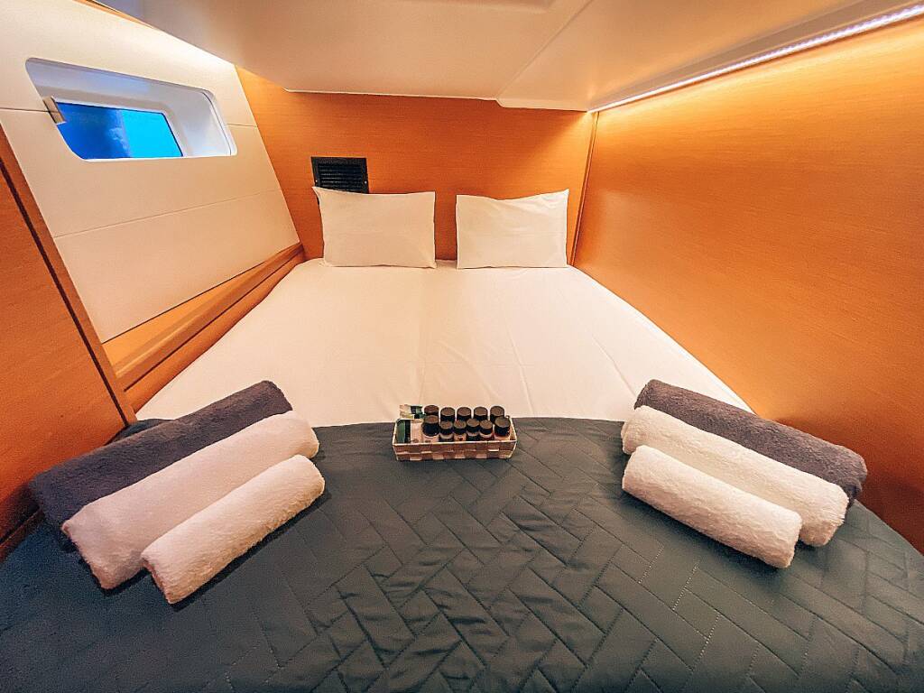 Sailing yacht Jeanneau 54 Maria II