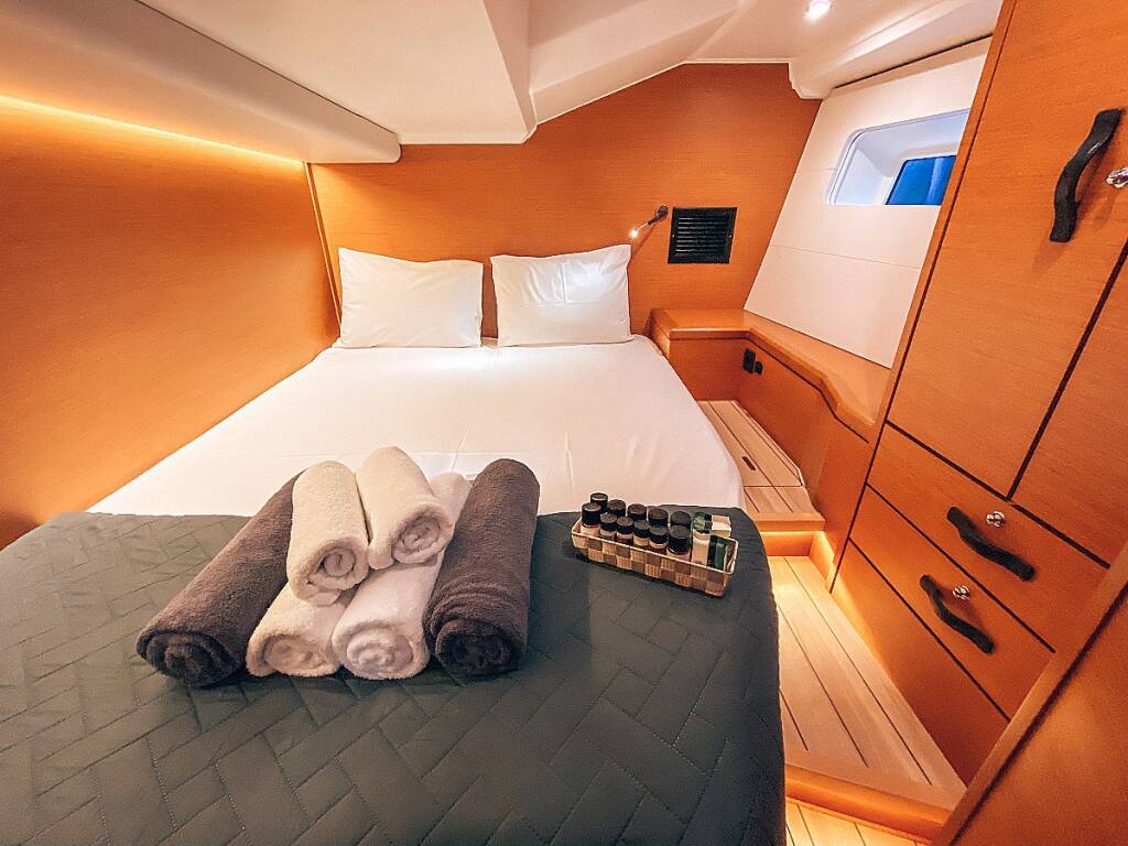 Sailing yacht Jeanneau 54 Maria II