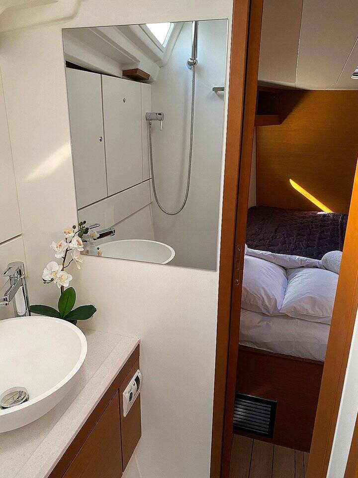 Sailing yacht Jeanneau 54 Maria II
