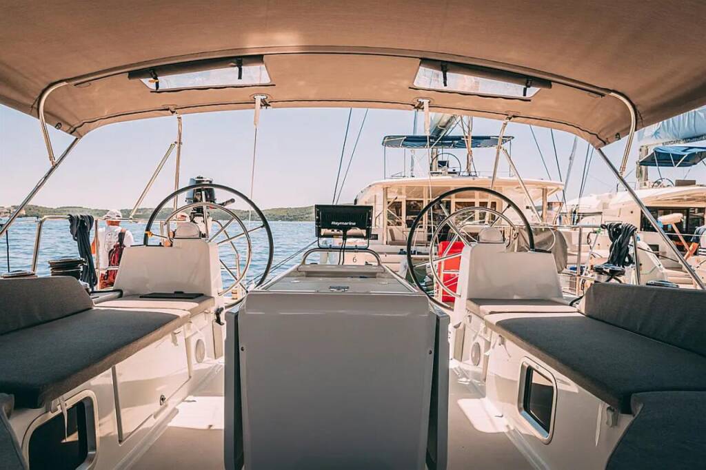 Sailing yacht Jeanneau 54 El Yelmo