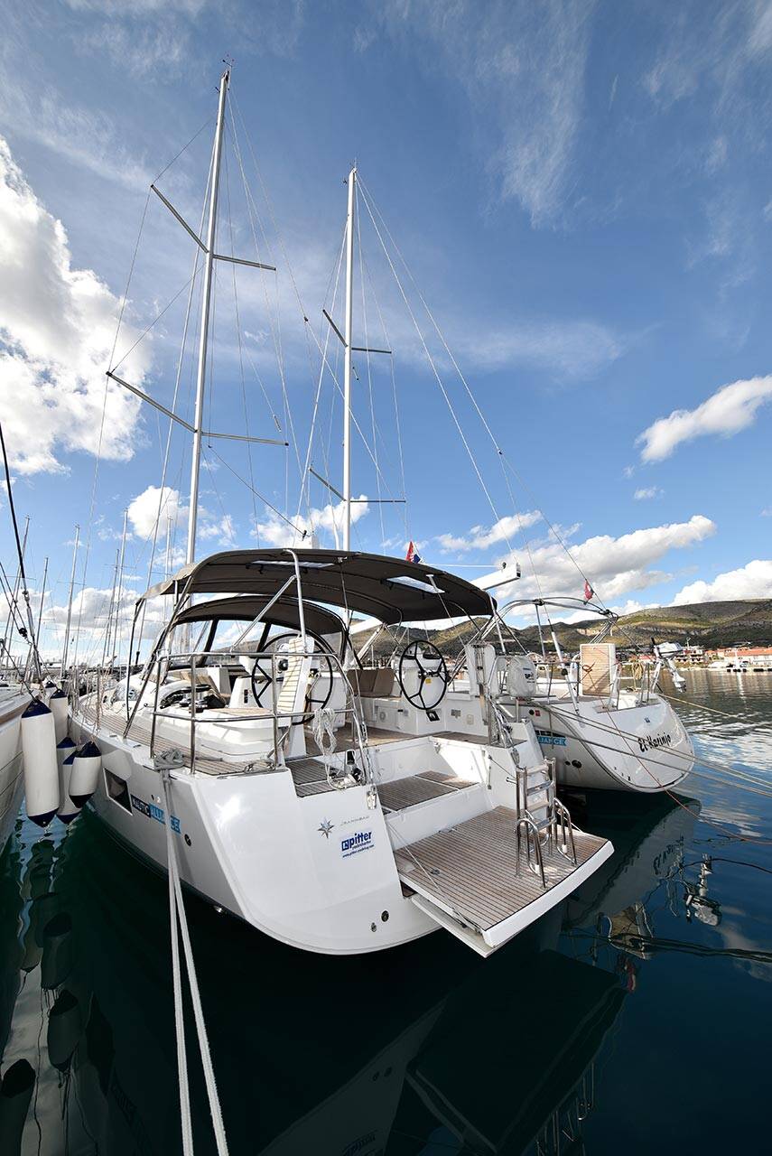 Sailing yacht Jeanneau 54 Mary-Lu