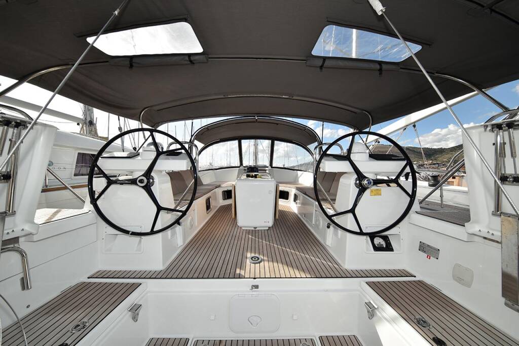 Sailing yacht Jeanneau 54 Mary-Lu