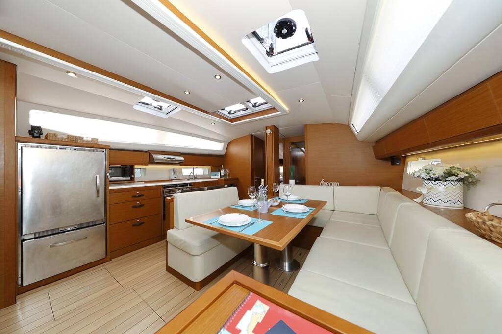 Sailing yacht Jeanneau 54 Mary-Lu
