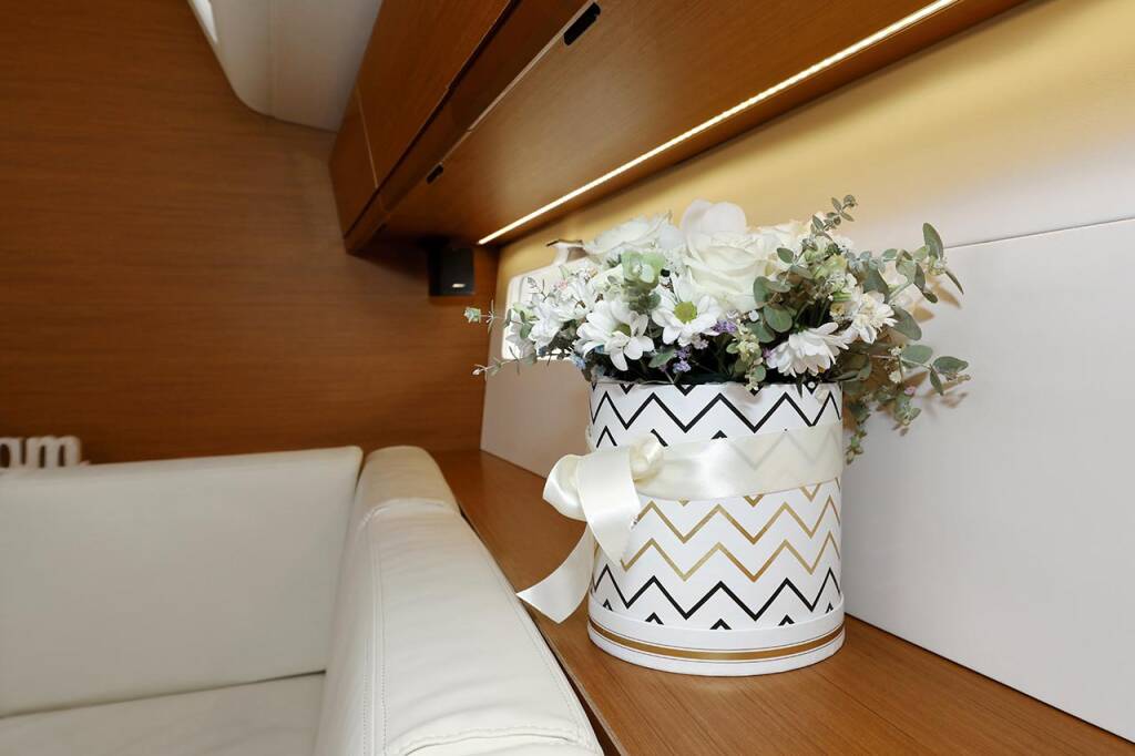 Sailing yacht Jeanneau 54 Mary-Lu