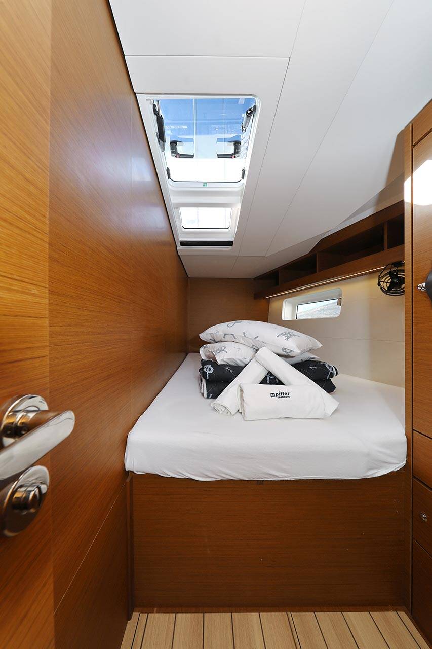 Sailing yacht Jeanneau 54 Mary-Lu