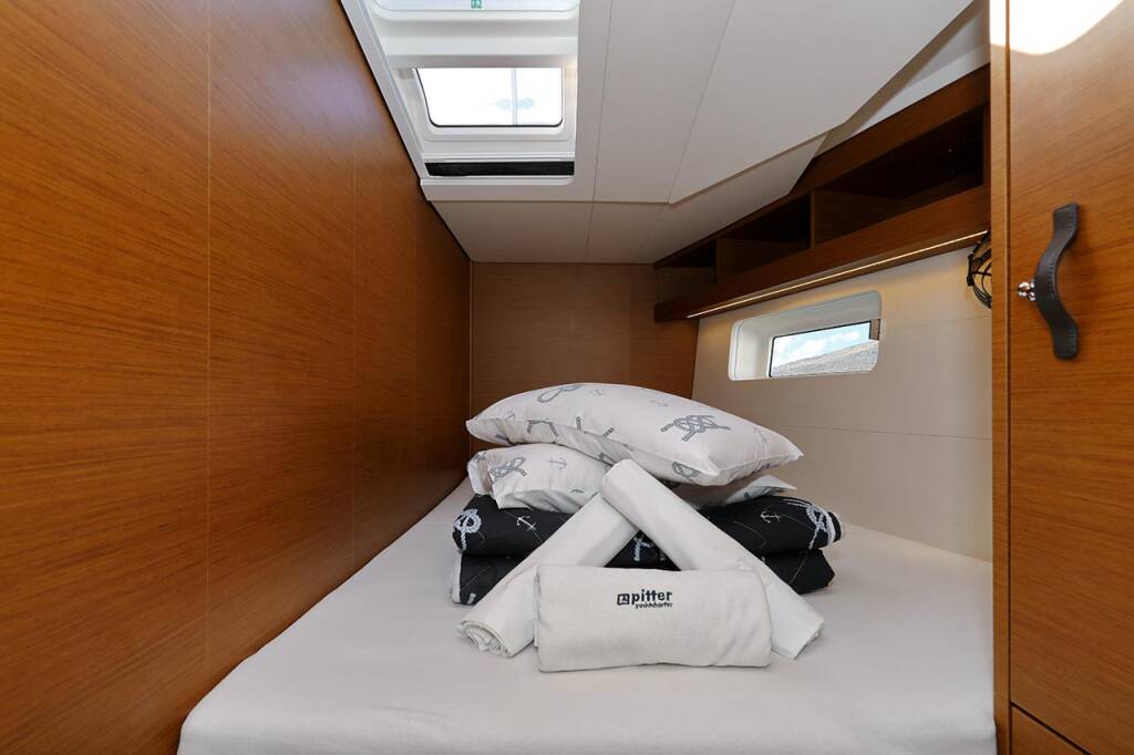 Sailing yacht Jeanneau 54 Mary-Lu