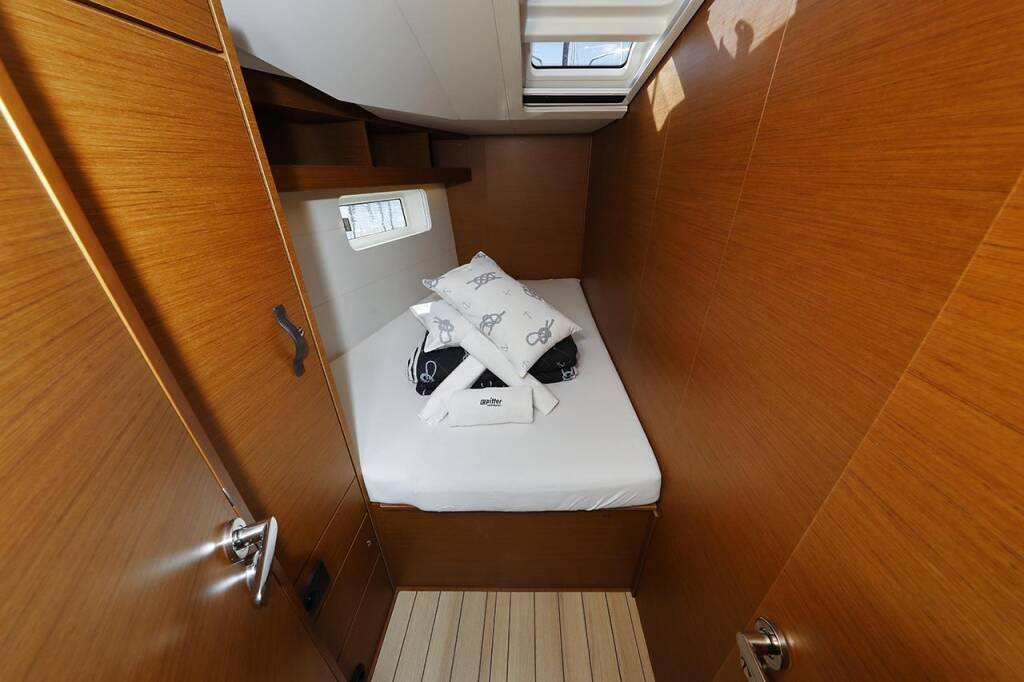 Sailing yacht Jeanneau 54 Mary-Lu