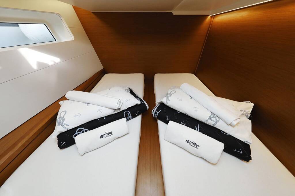 Sailing yacht Jeanneau 54 Mary-Lu