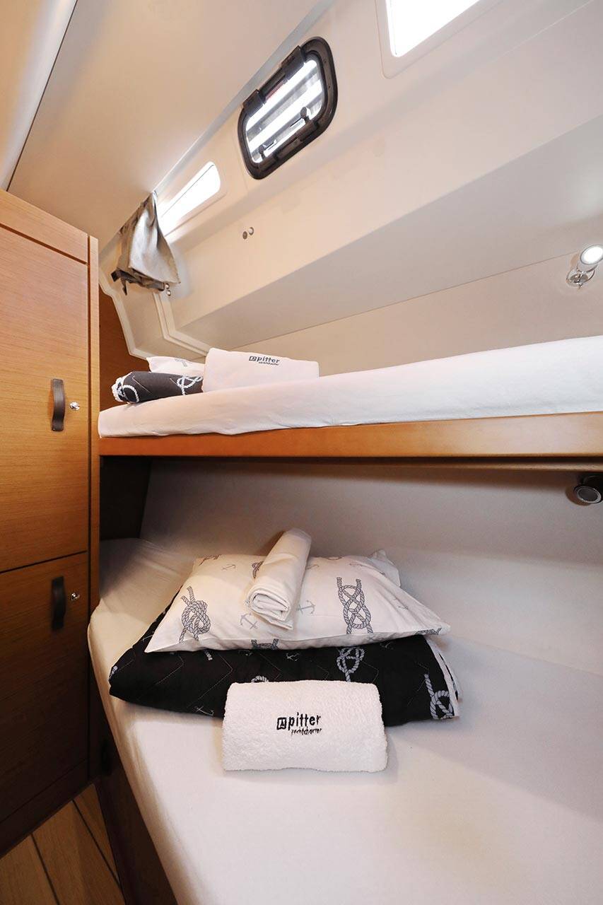 Sailing yacht Jeanneau 54 Mary-Lu