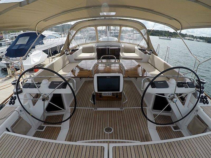 Sailing yacht Jeanneau 57 Whyknot