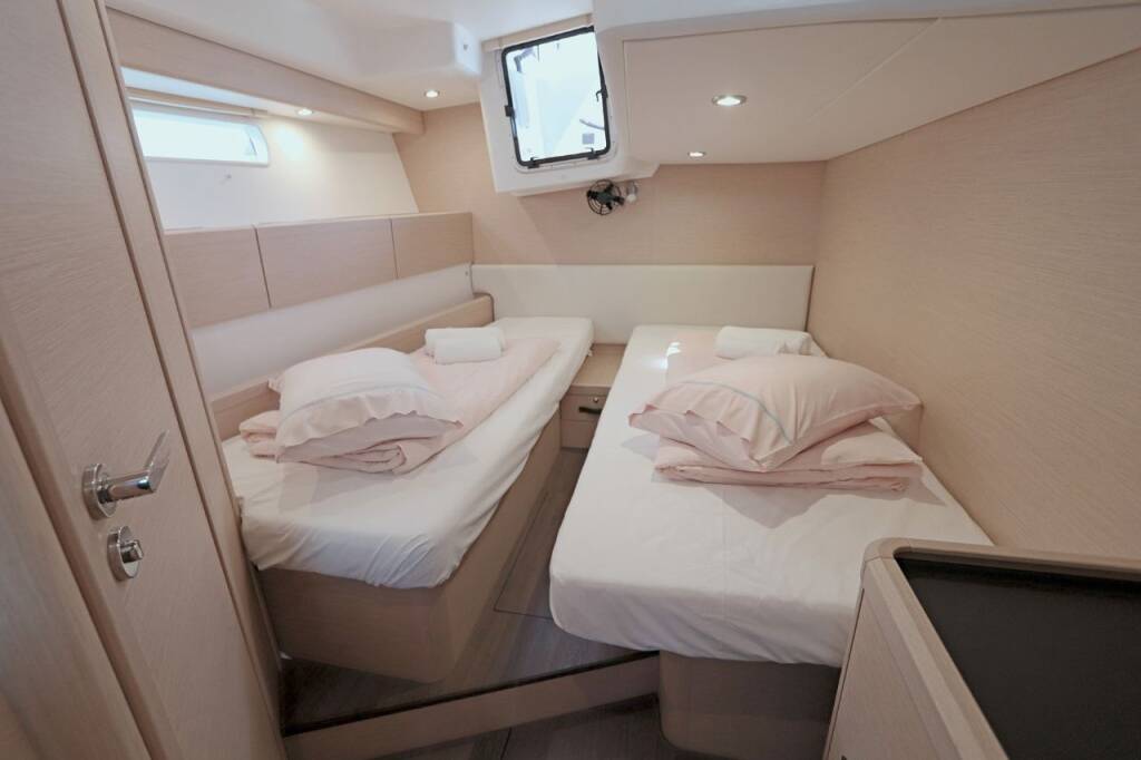 Sailing yacht Jeanneau 58 Atlas