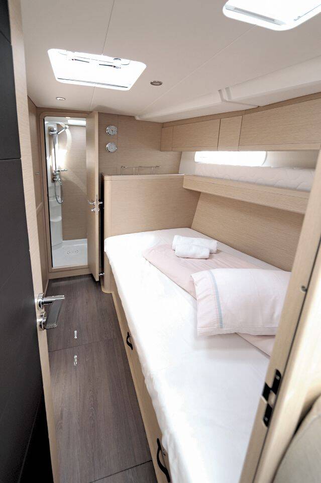 Sailing yacht Jeanneau 58 Atlas