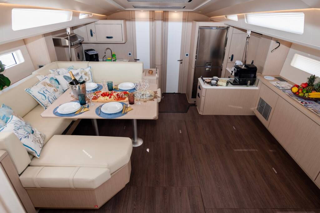 Sailing yacht Jeanneau 60 Friends