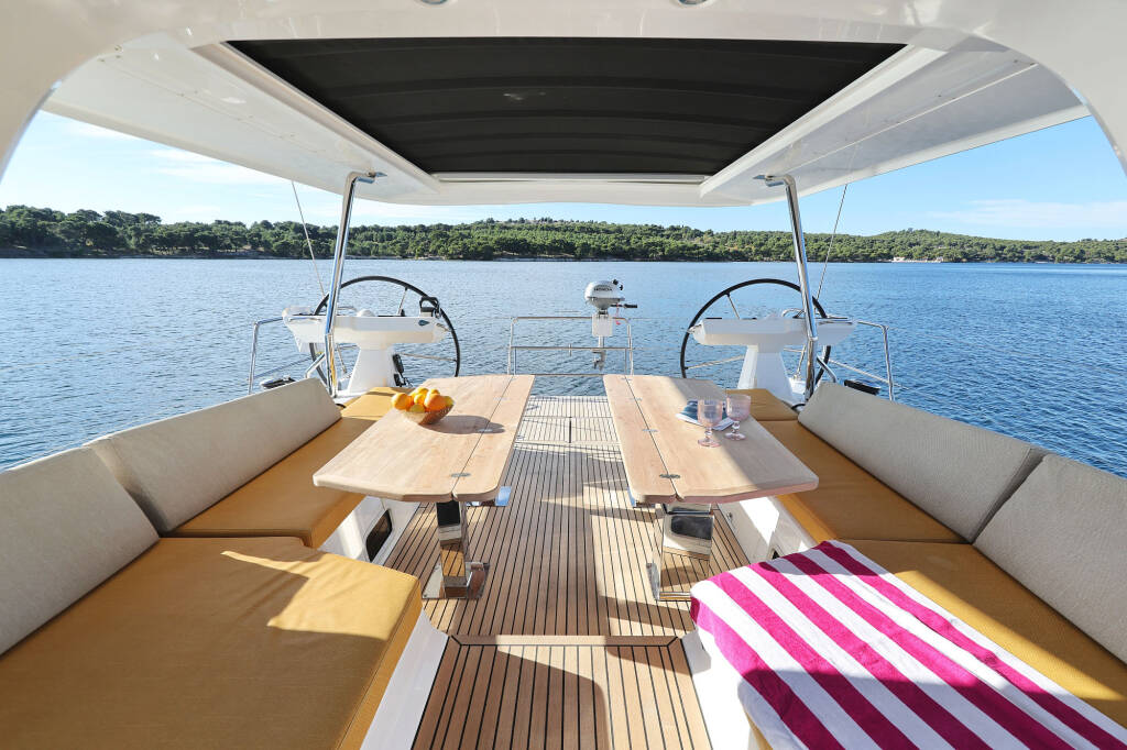 Sailing yacht Jeanneau 60 Friends