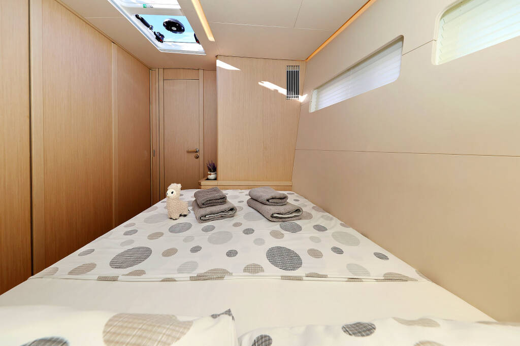 Sailing yacht Jeanneau 60 Friends