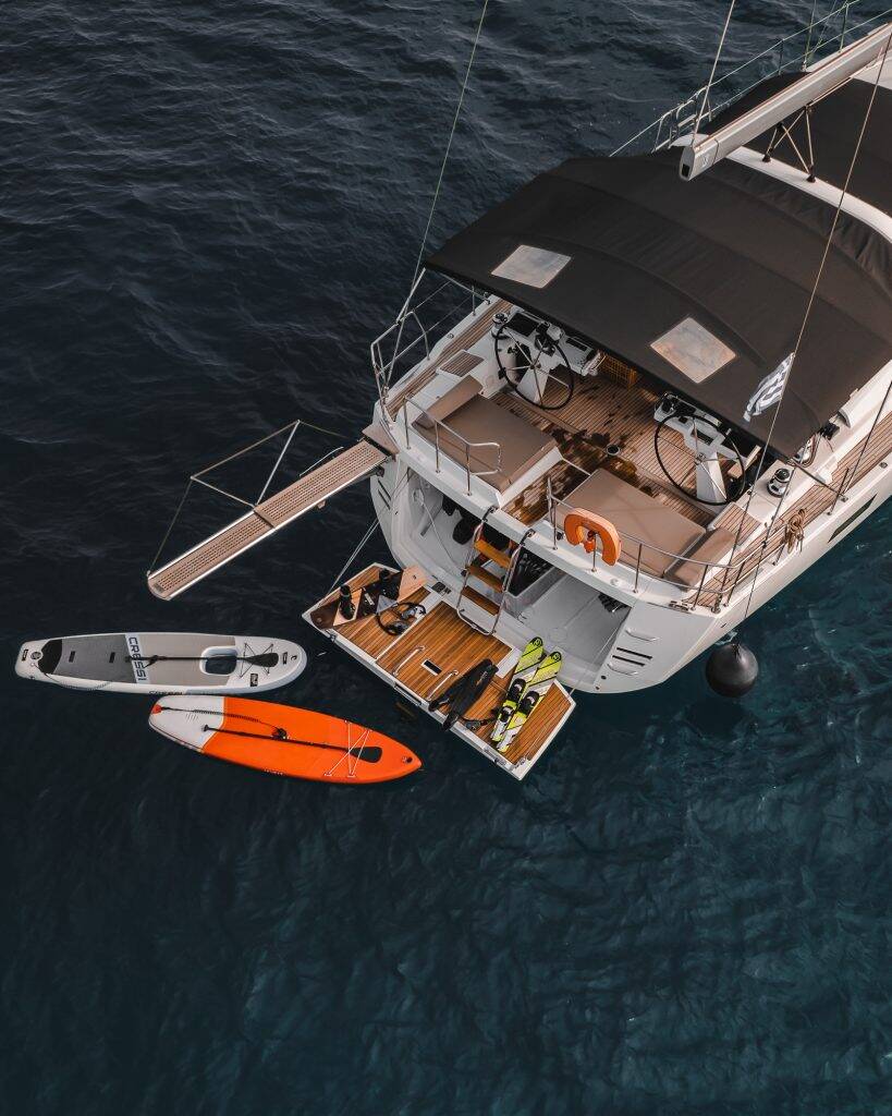 Sailing yacht Jeanneau 64 Life Time
