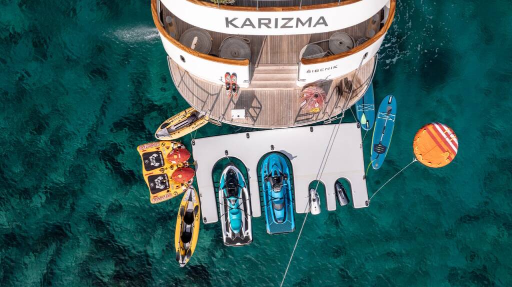 Mini Cruiser Karizma Karizma