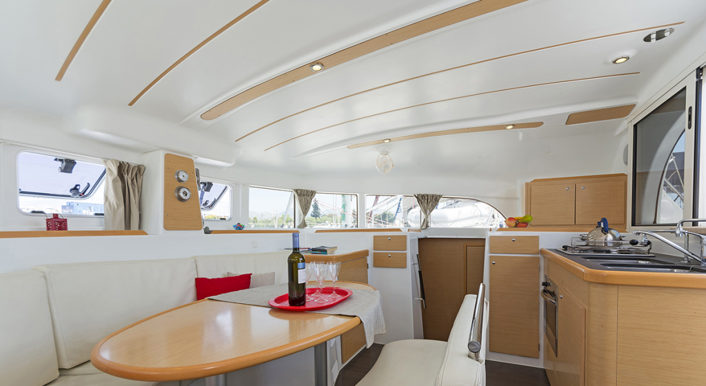 Catamaran Lagoon 380 S2 Bellevue