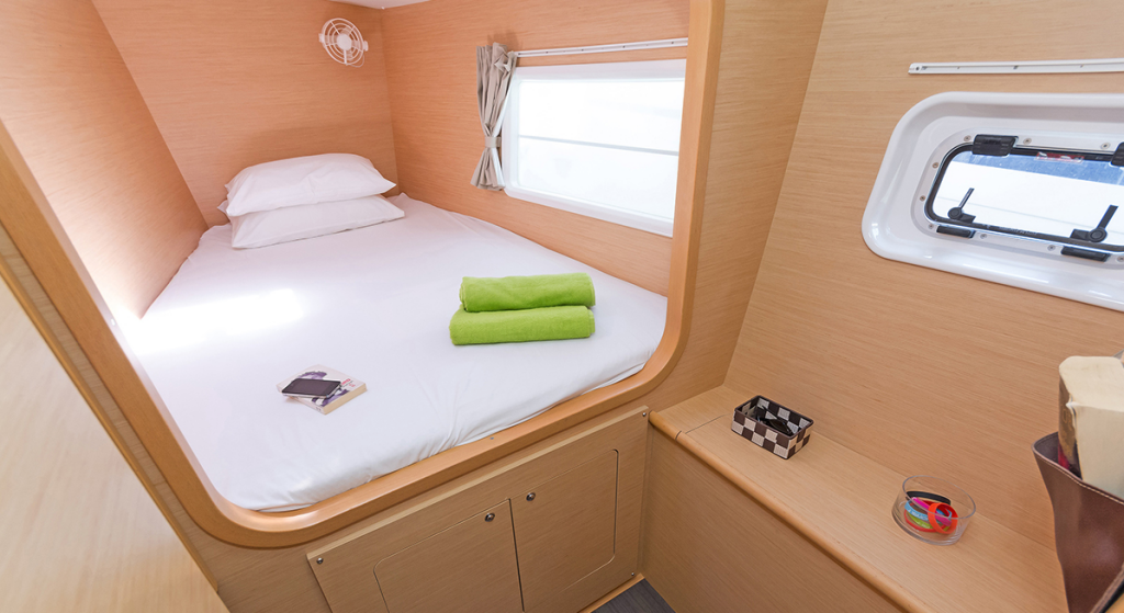 Catamaran Lagoon 380 S2 Bellevue