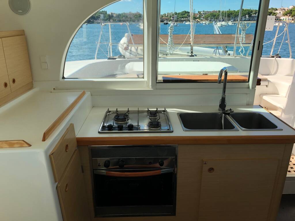 Katamaran Lagoon 380 S2 blue elli