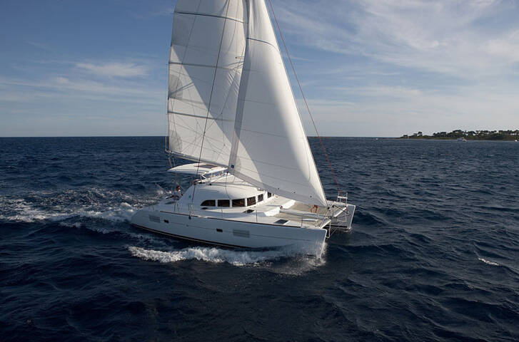 Katamaran Lagoon 380 S2 blue elli
