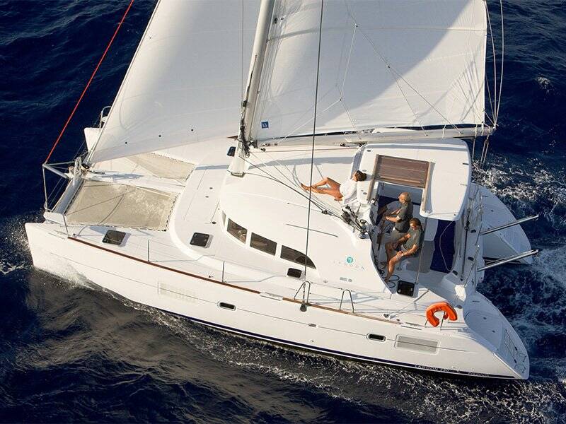 Katamaran Lagoon 380 Grey Pearl