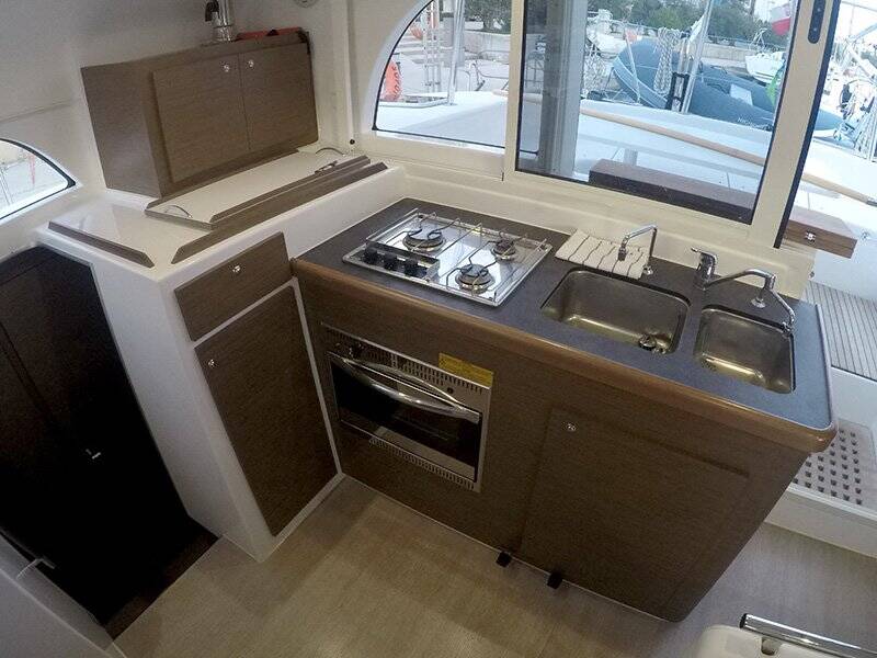 Katamaran Lagoon 380 Grey Pearl