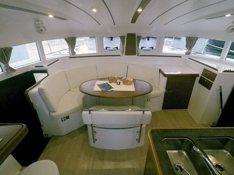 Katamaran Lagoon 380 Grey Pearl