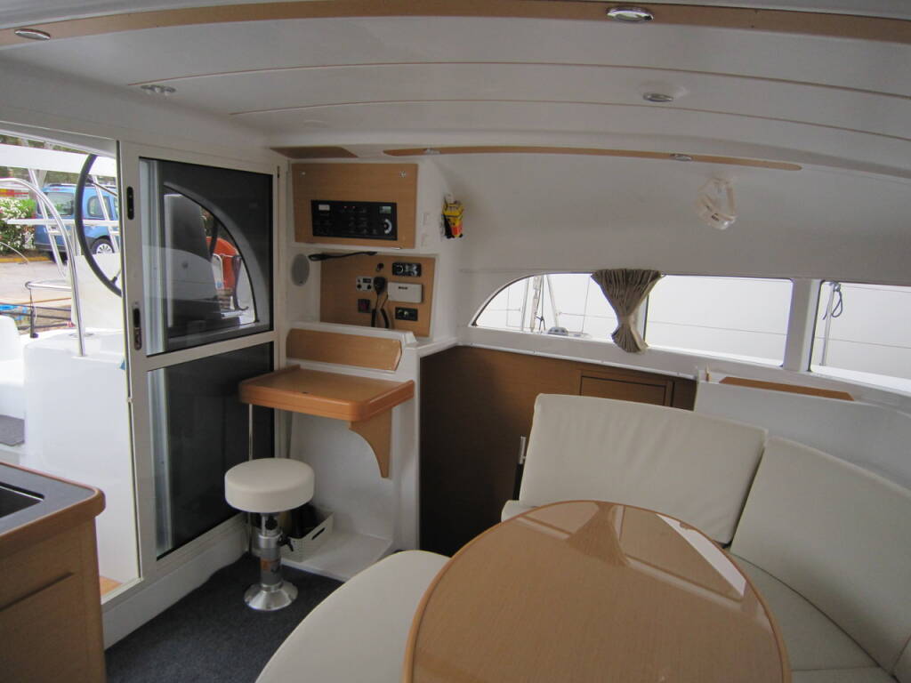 Katamaran Lagoon 380 ThunderCat