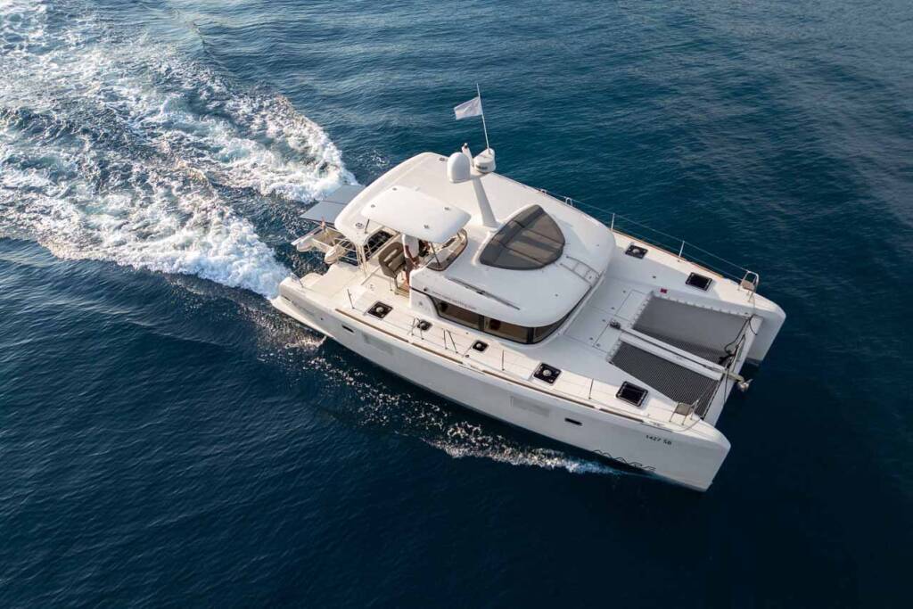 Power catamaran Lagoon 40 MotorYacht Family