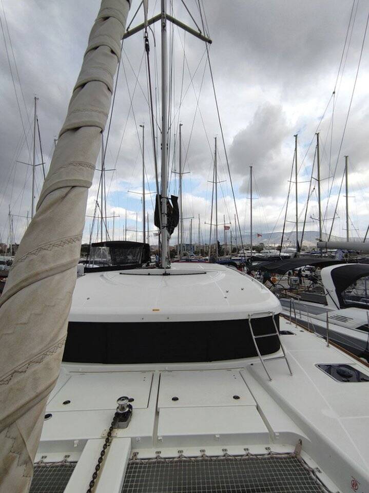 Catamaran Lagoon 40 L'avventura