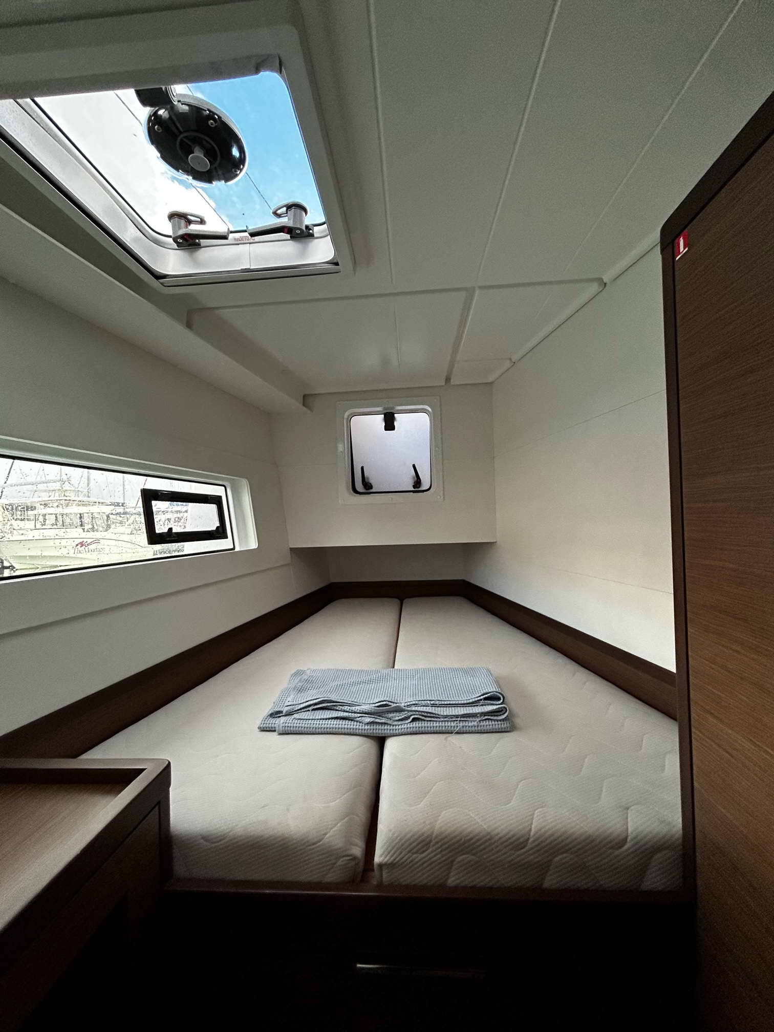 Catamaran Lagoon 40 PRESTIGE