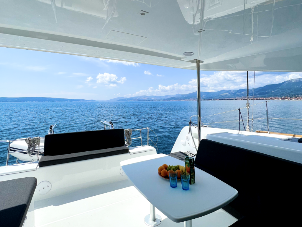 Catamaran Lagoon 40 Twice as nice