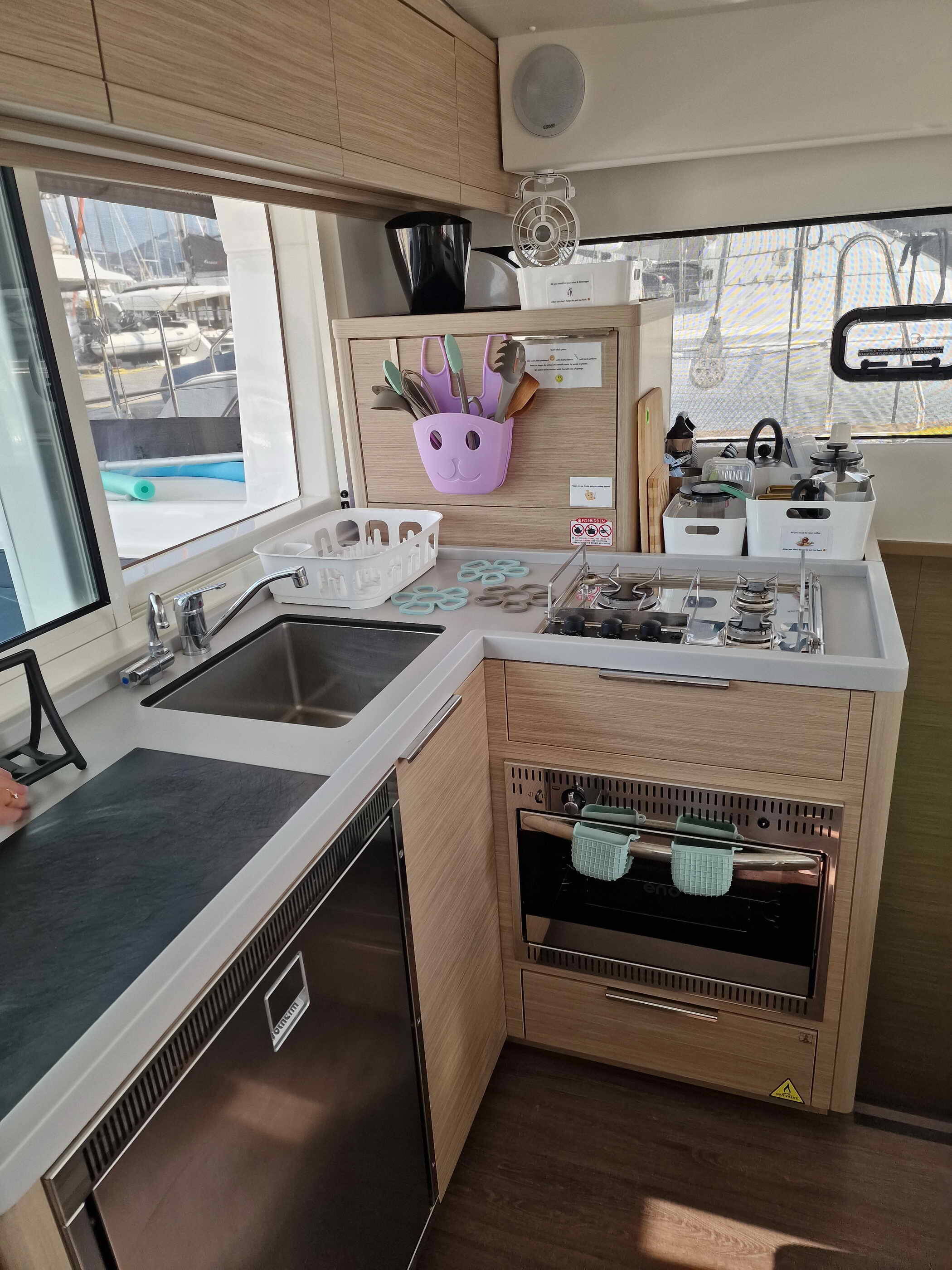 Catamaran Lagoon 40 PRESTIGE