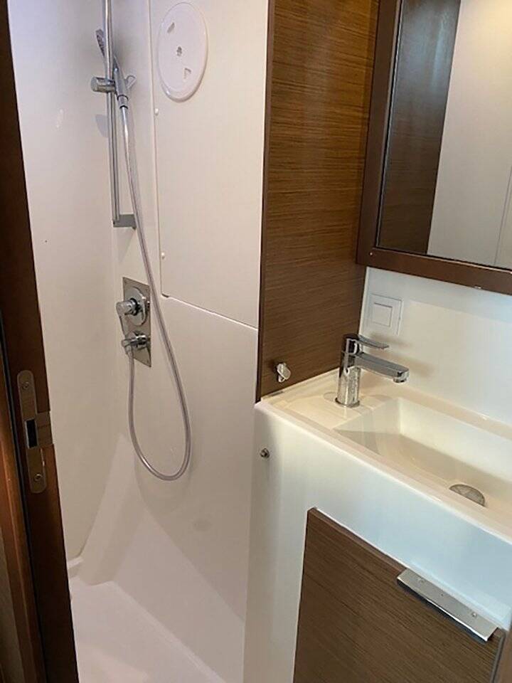 Catamaran Lagoon 40 Esterel