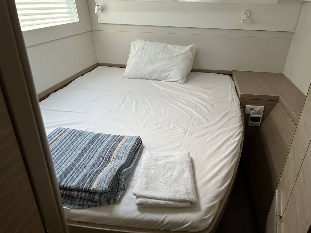 Katamaran Lagoon 40 Sail Agena