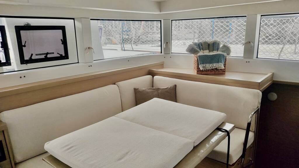 Katamaran Lagoon 40 Sail Sagitta